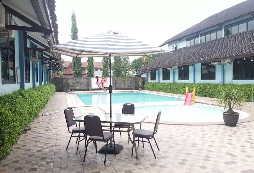 ホテル Sofia Juanda Surabaya