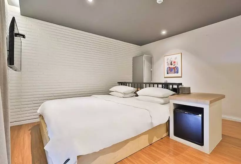 ホテル Browndot Samsan