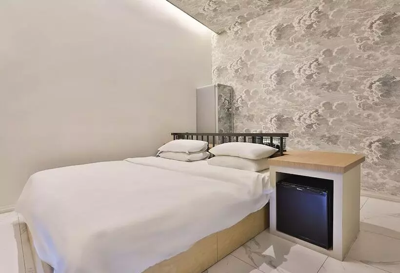 ホテル Browndot Samsan