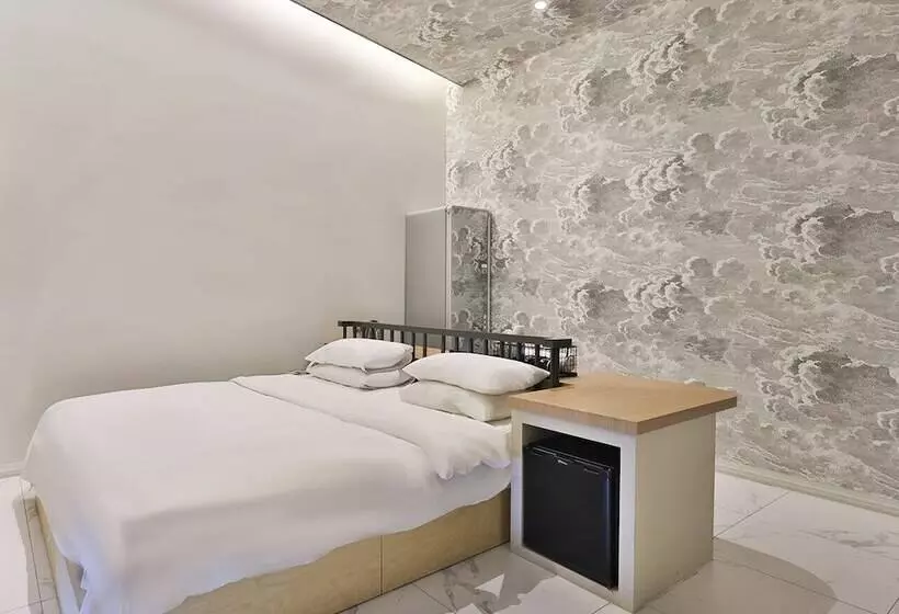 ホテル Browndot Samsan