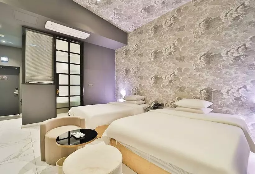 ホテル Browndot Samsan