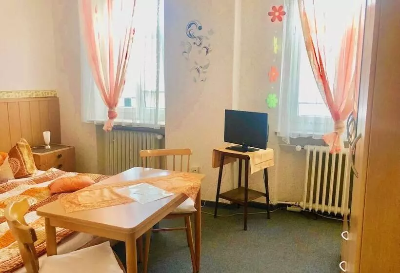 Majatalo Gasthof Zum Brandenburger