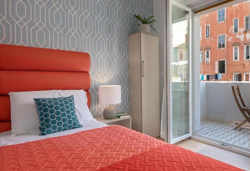 بنسيون La Preziosa Rooms