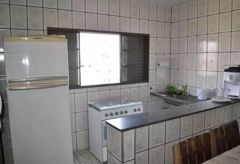 Retkeilymaja Spot Hotel E Pousada