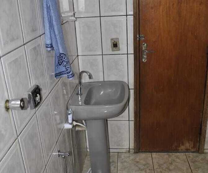 هاستل Spot Hotel E Pousada