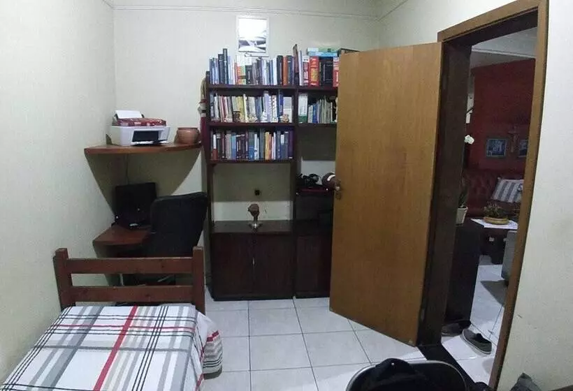 Retkeilymaja Spot Hotel E Pousada