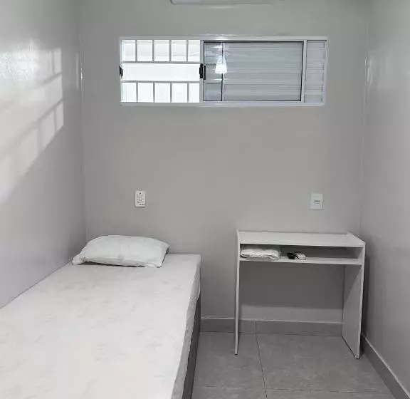 Retkeilymaja Spot Hotel E Pousada