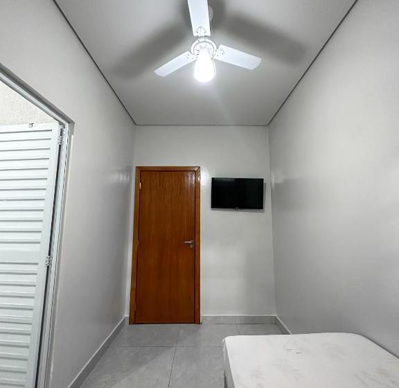 هاستل Spot Hotel E Pousada