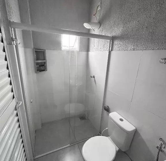 Retkeilymaja Spot Hotel E Pousada