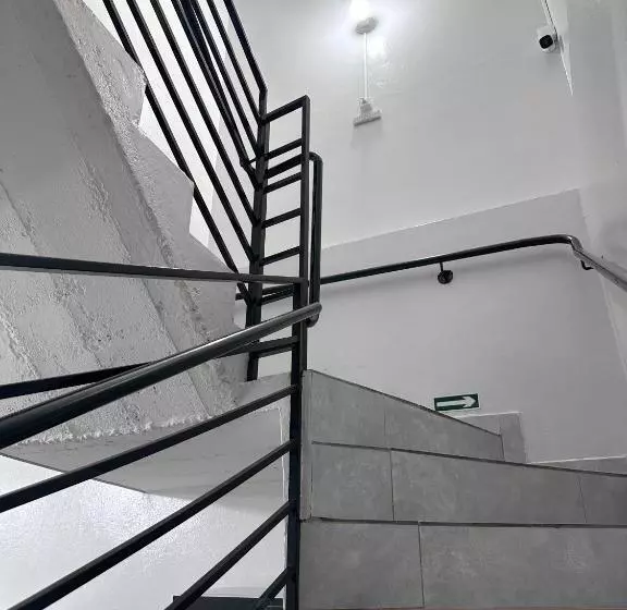 Retkeilymaja Spot Hotel E Pousada