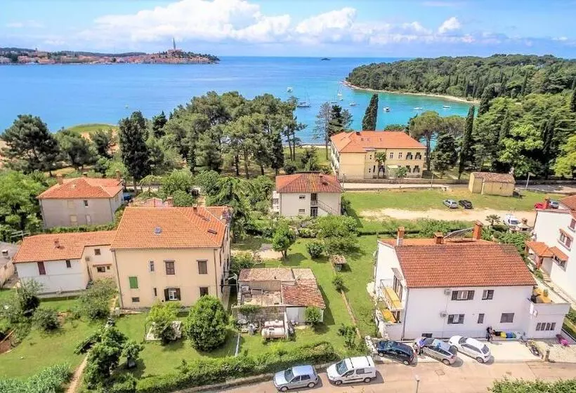 Apartment Complex Silva Rovinj