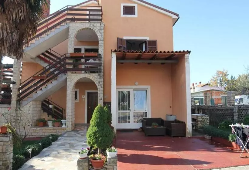Apartments Nerina
