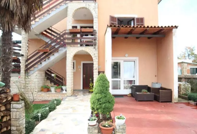 Apartments Nerina