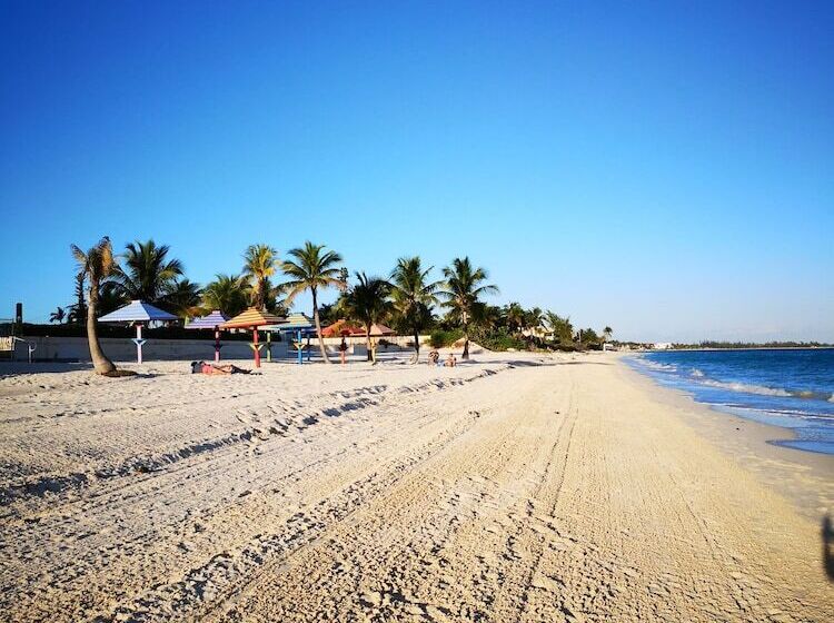 Coral Beach Hotel And Condominiums