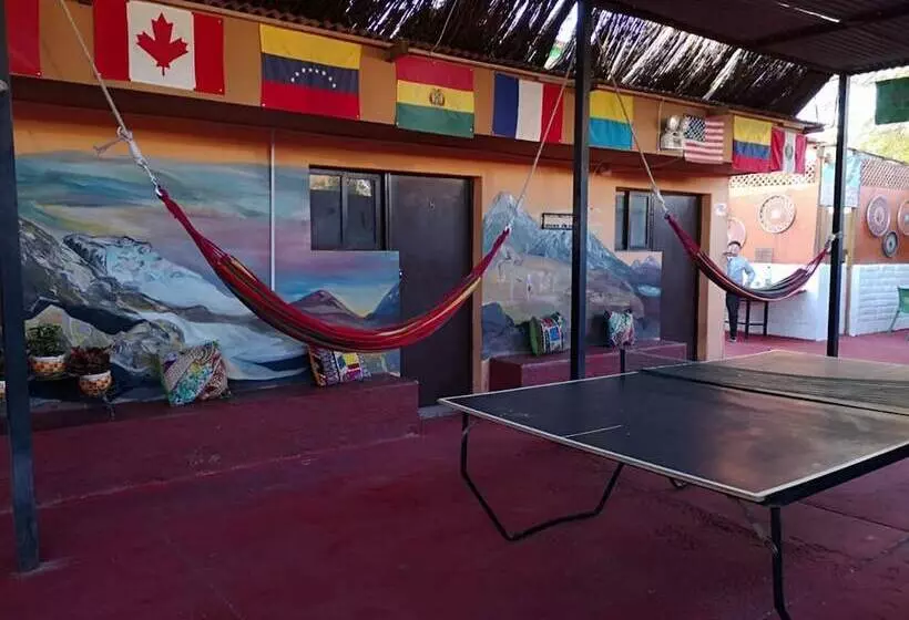 Hostal Covaine   Hostel