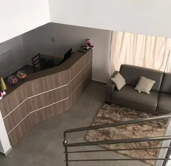 مسافرخانه Pousada Vó Dena