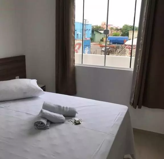 مسافرخانه Pousada Vó Dena