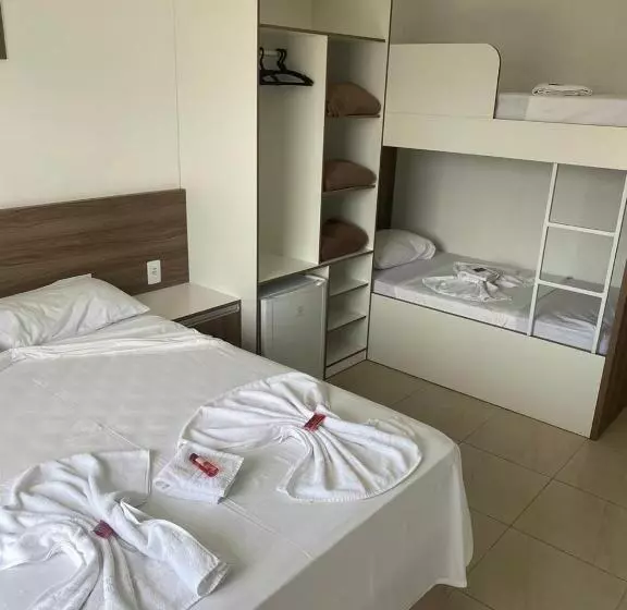 مسافرخانه Pousada Vó Dena