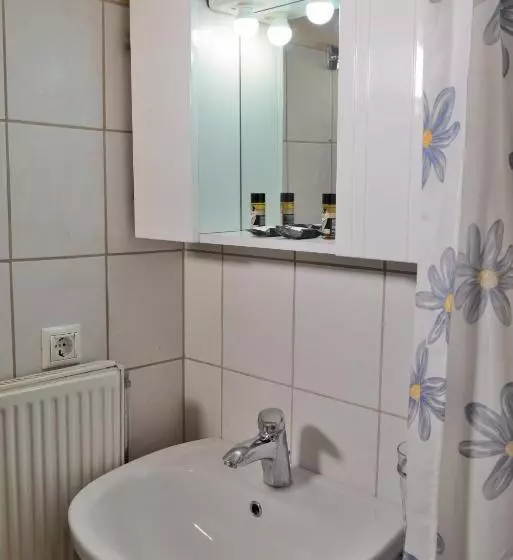 Hotelli Artemis Apartments