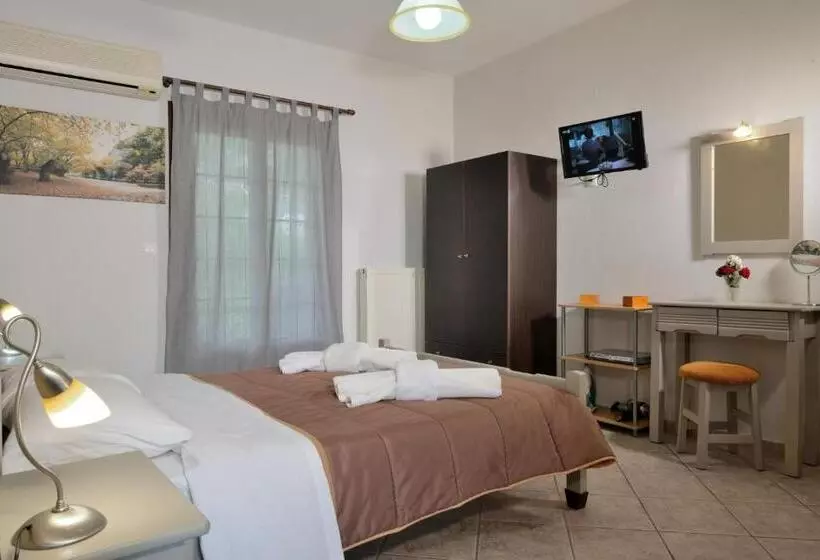 Hotelli Artemis Apartments