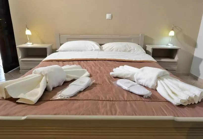 Hotelli Artemis Apartments