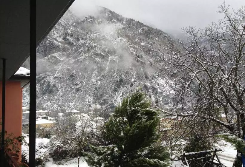 Hotelli Artemis Apartments