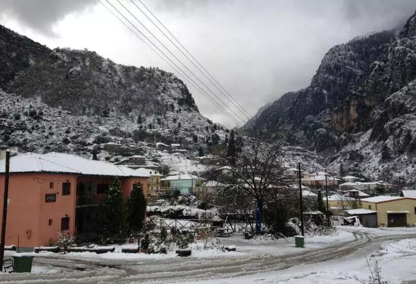 Hotelli Artemis Apartments