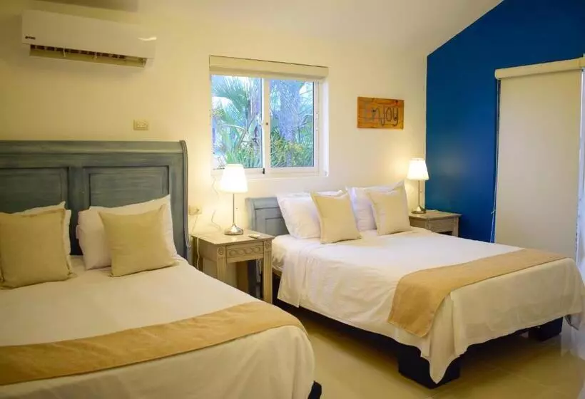 هتل Checkin El Cortecito Beach