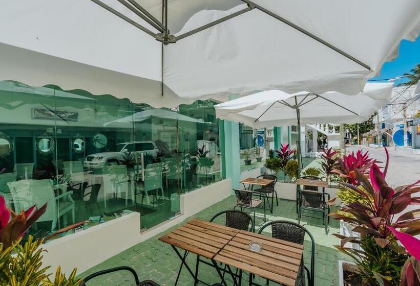 هتل Checkin El Cortecito Beach