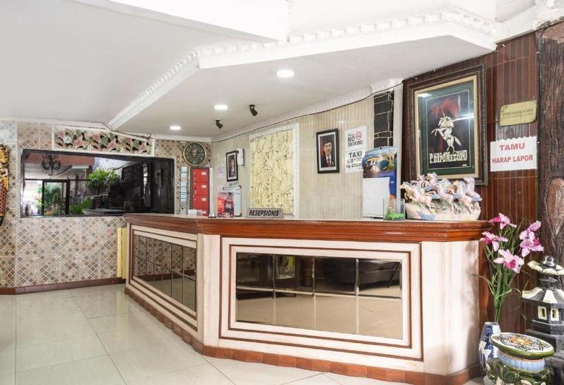 בית מלון כפרי Reddoorz Near Rs Cikini Jakarta