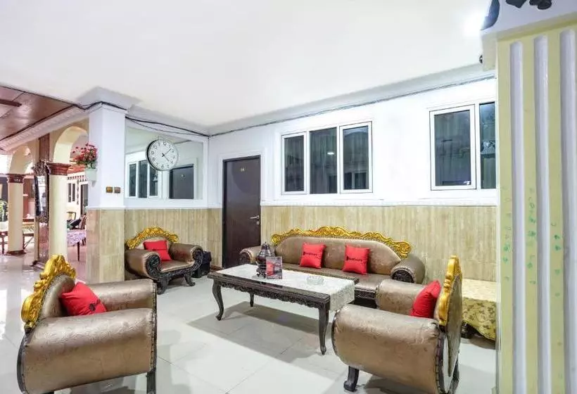 ホテル Reddoorz Near Rs Cikini Jakarta