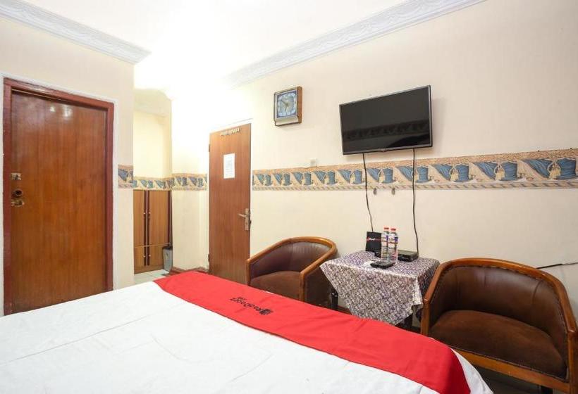בית מלון כפרי Reddoorz Near Rs Cikini Jakarta