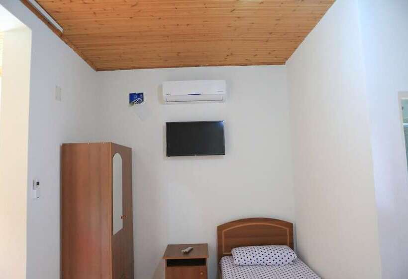 בית מלון כפרי Lakaj 2