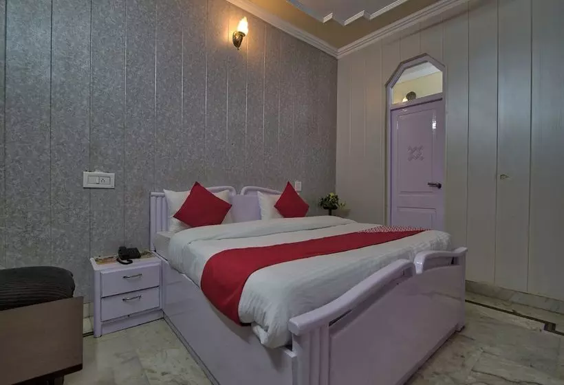 هتل Lake View By Oyo Rooms