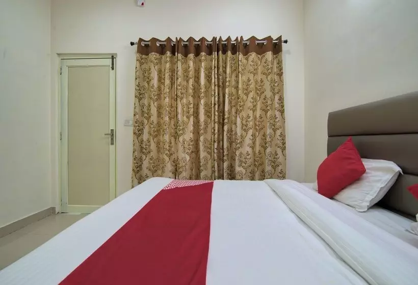 هتل Lake View By Oyo Rooms