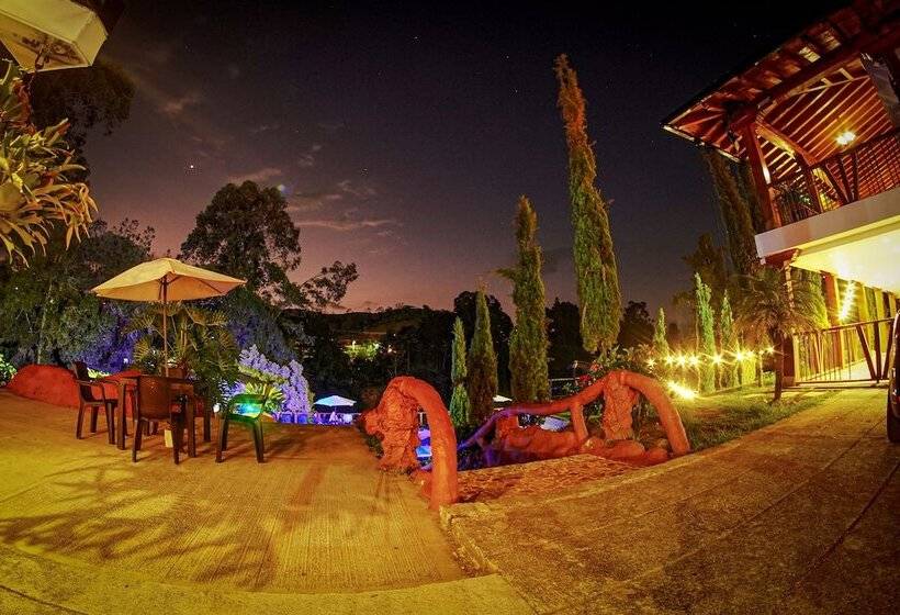 בית מלון כפרי Mansión Guatapé