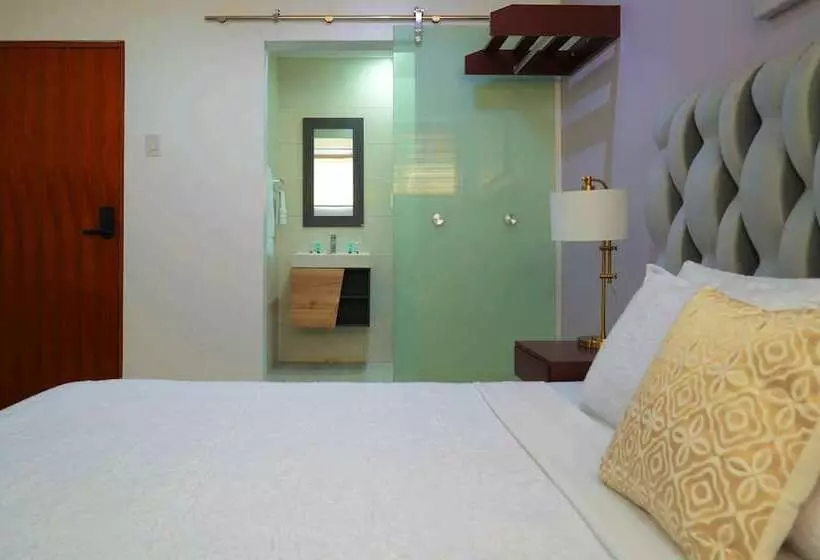 هتل Victoria City