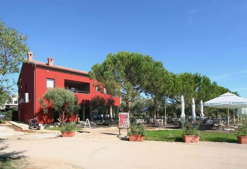 Apartments Oliveto