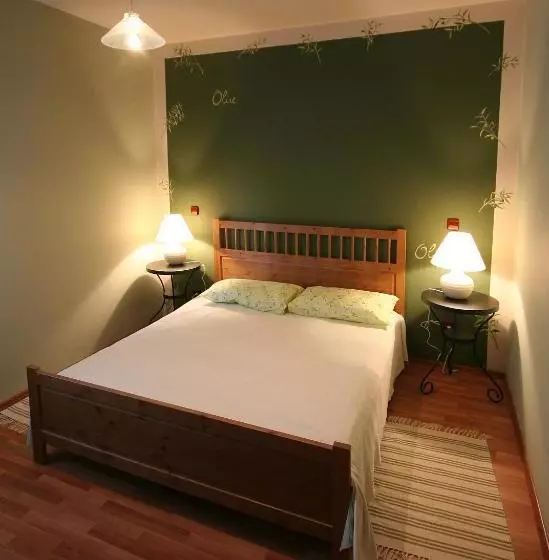 Apartments Oliveto
