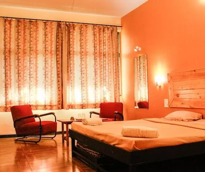 Retkeilymaja Rainwood  Residency