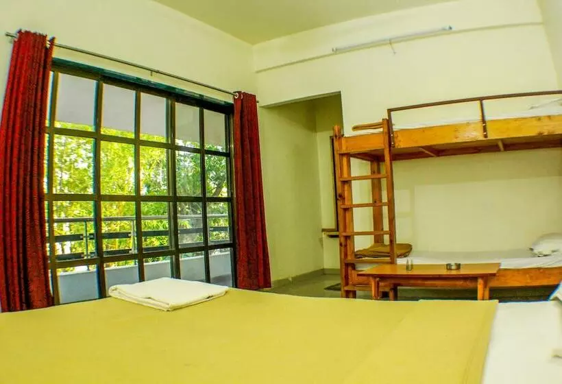 Retkeilymaja Rainwood  Residency