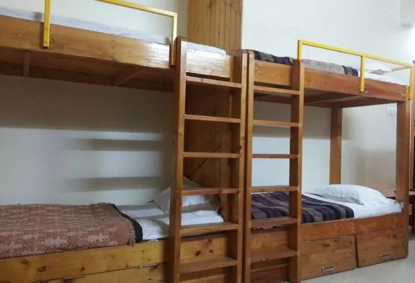 Retkeilymaja Rainwood  Residency