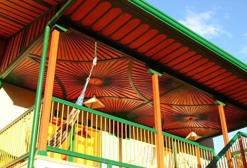 هتل Finca La Chagrita