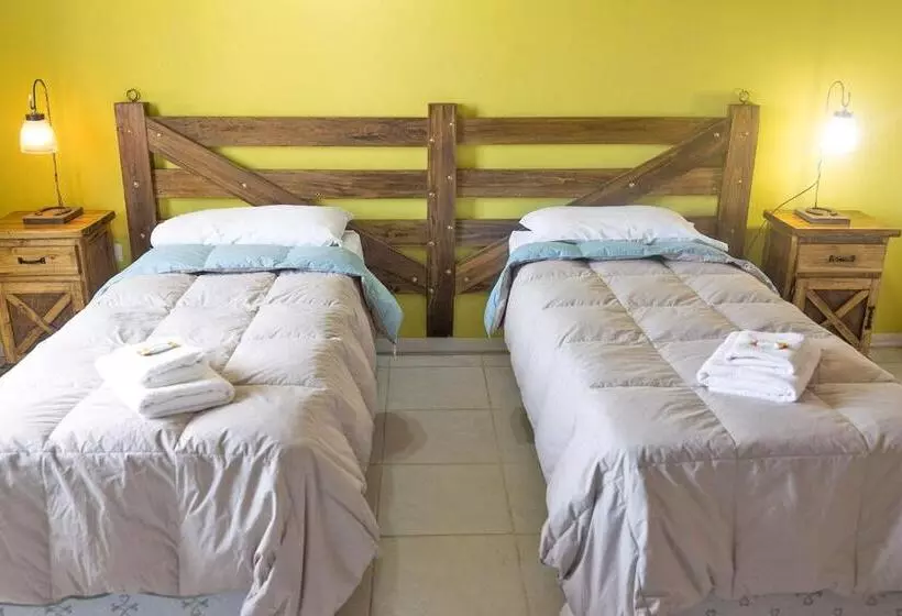 簡易ホテル Tranqueras Lodge