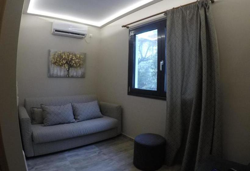 هتل Azante Boutique Suites