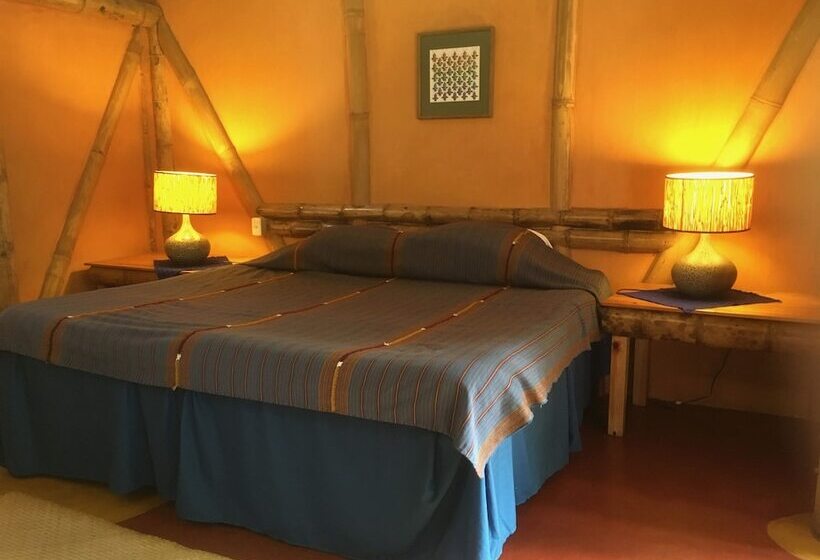 هتل Reserva Natural Atitlan