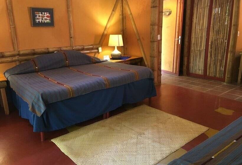 هتل Reserva Natural Atitlan