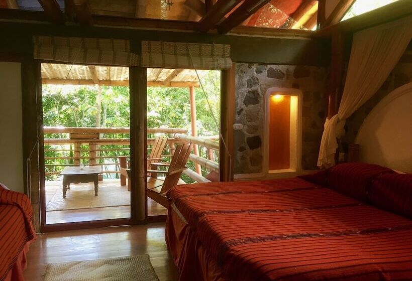 هتل Reserva Natural Atitlan