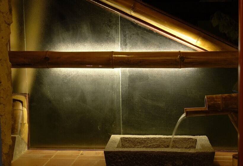 هتل Reserva Natural Atitlan