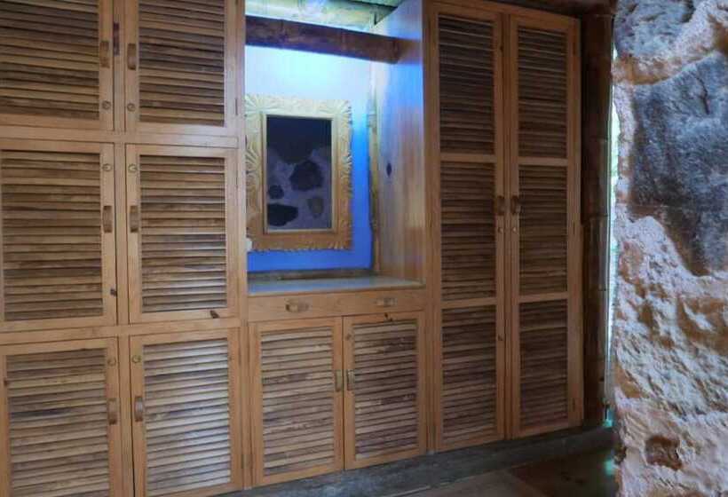 هتل Reserva Natural Atitlan